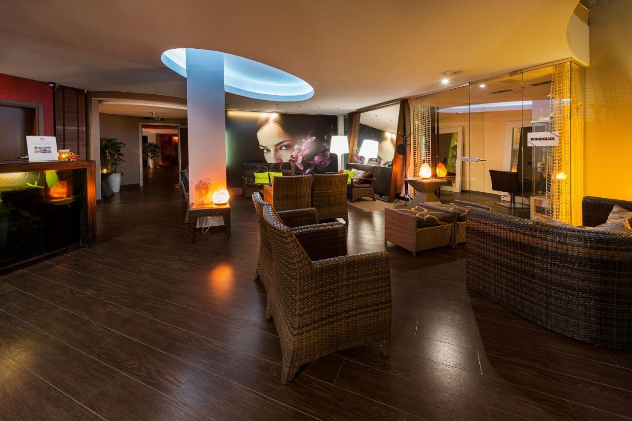 Maloves Resort & Spa Wladyslawowo Luaran gambar